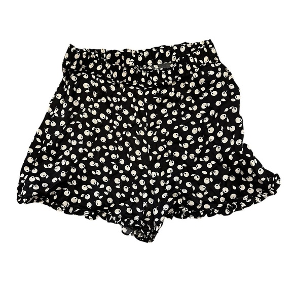 Anthropologie Maeve Cherry Black Ruffle Shorts Size M Flirty Beachy Festival EUC - Picture 4 of 8